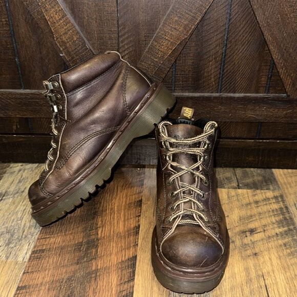 Dr. Martens Shoes - Vintage Dr. Martins- Made In England- Airwair W/Bouncing Soles Boots Size 5 MIL